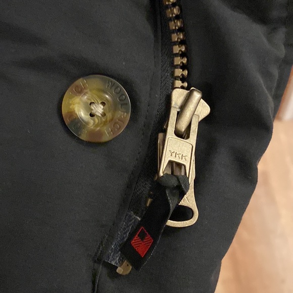 COPY - EUC - Woolrich Arctic Parka in Ramar Cloth with Detachable Fur Trim - Picture 13 of 13